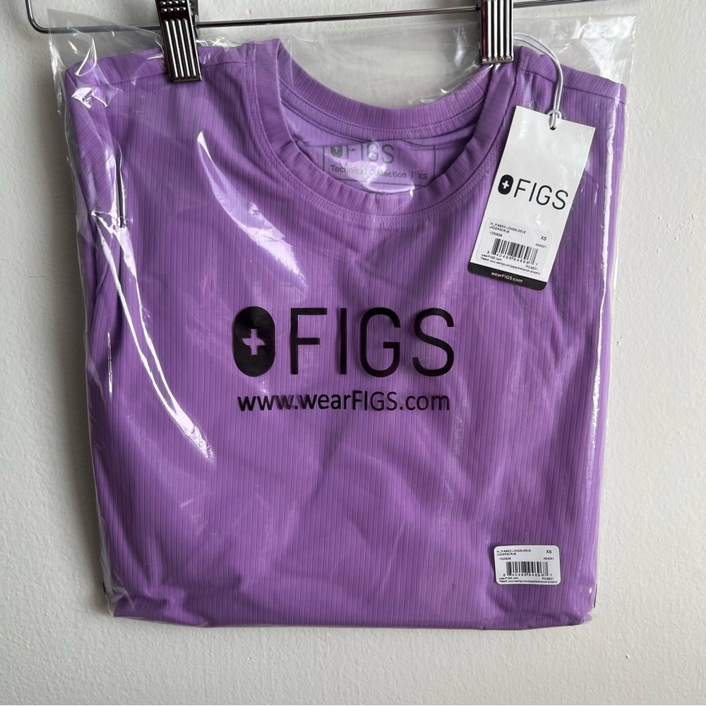 Wild Iris Figs Ribbed Long sleeve underscrub